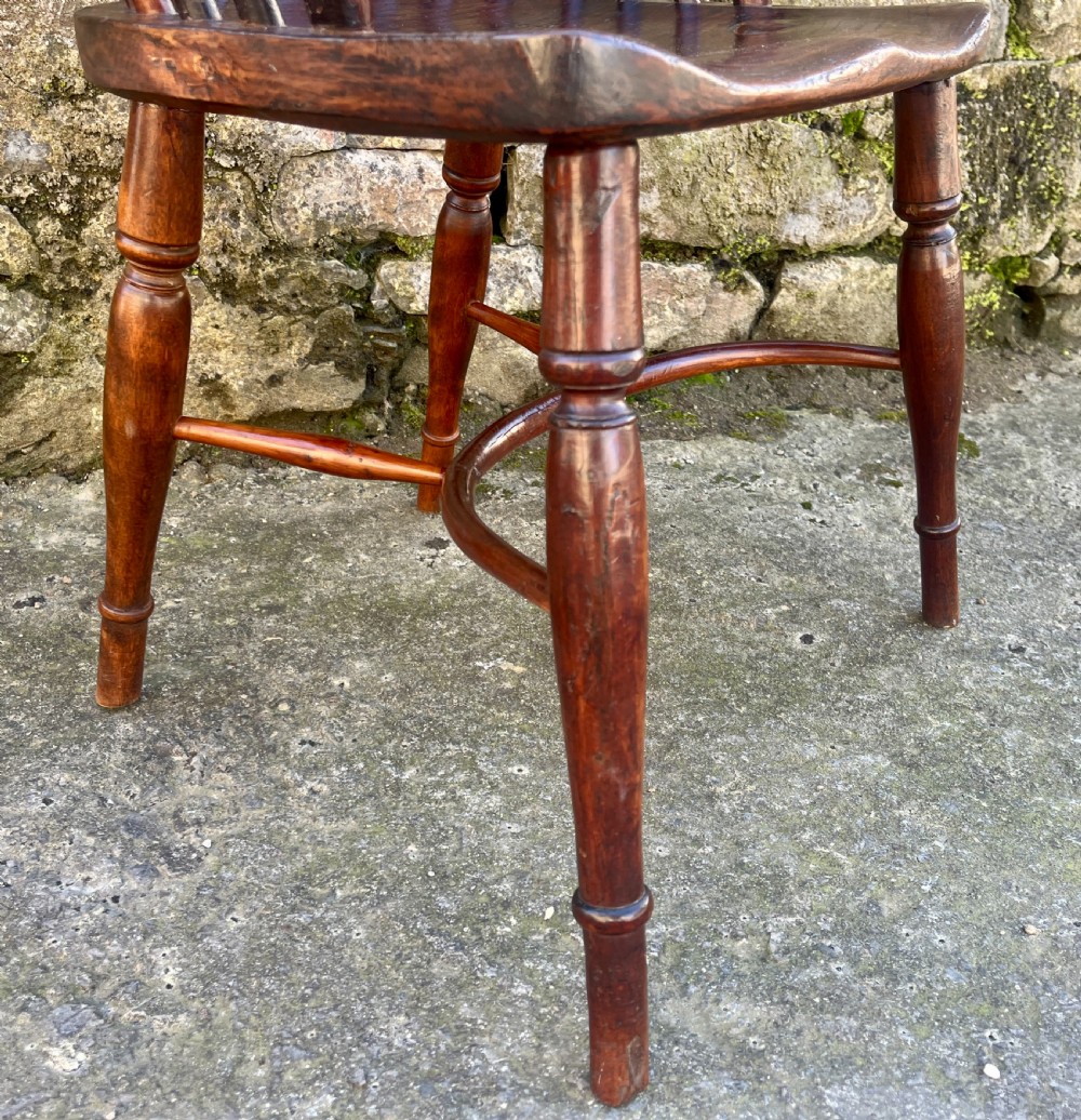 Antique Elm and Yew Wood Windsor Chair View V