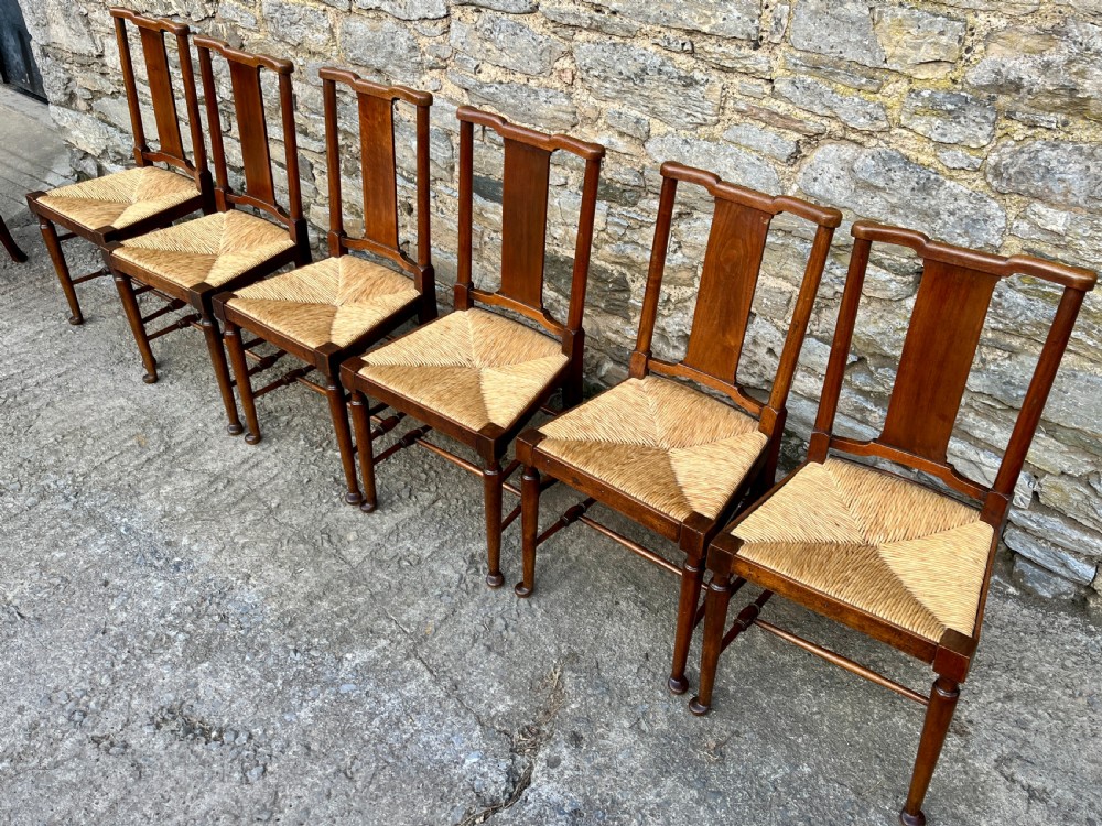 Set of 8 Arts and Crafts Dining Chairs View XI