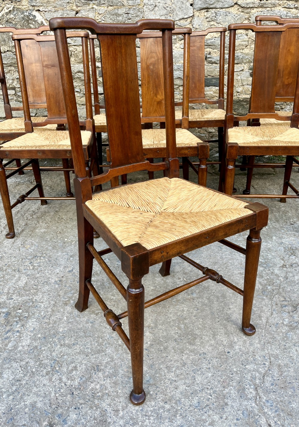 Set of 8 Arts and Crafts Dining Chairs View XV