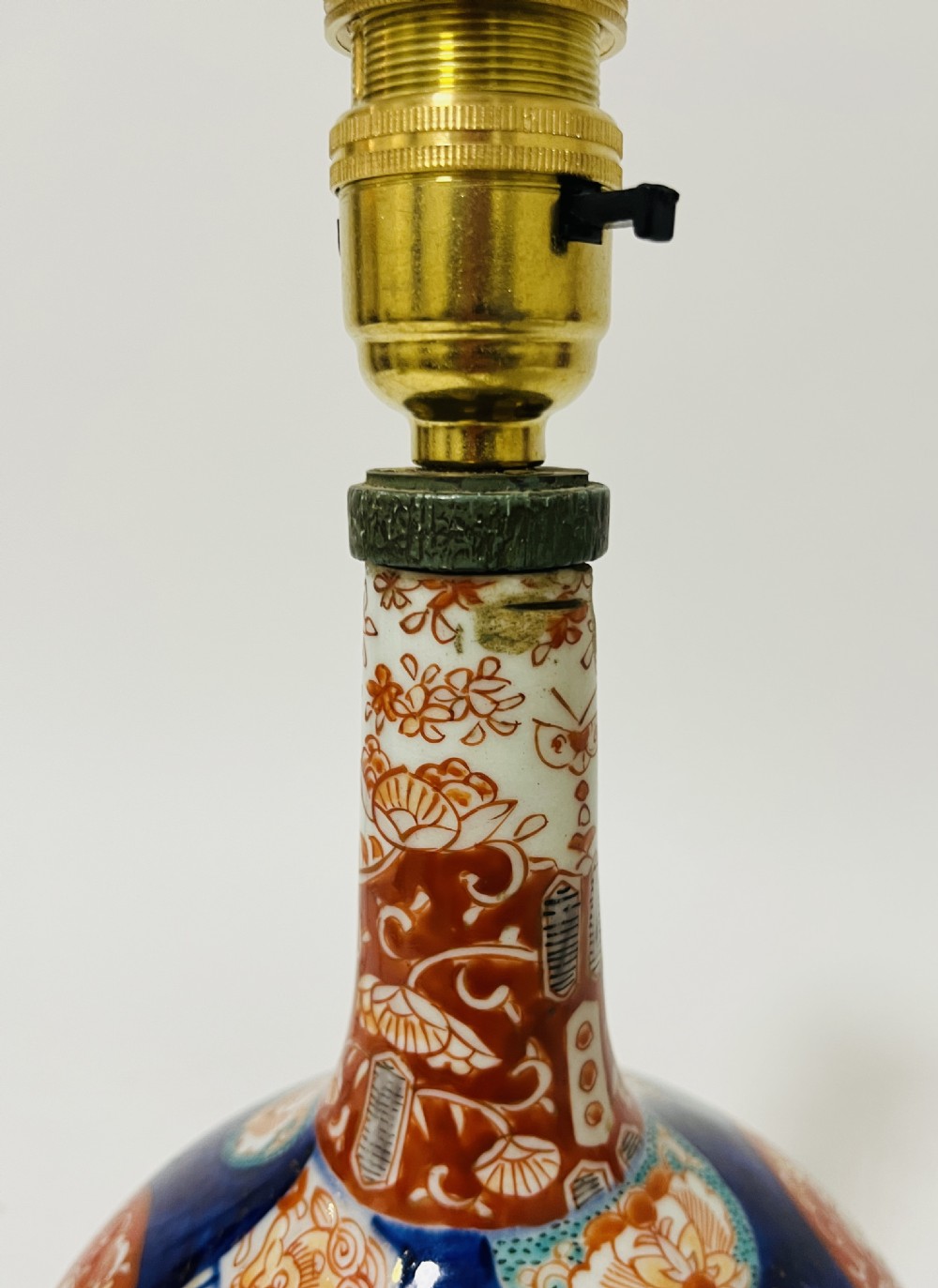 Antique Japanese Imari Bottle Vase Table Lamp View VII