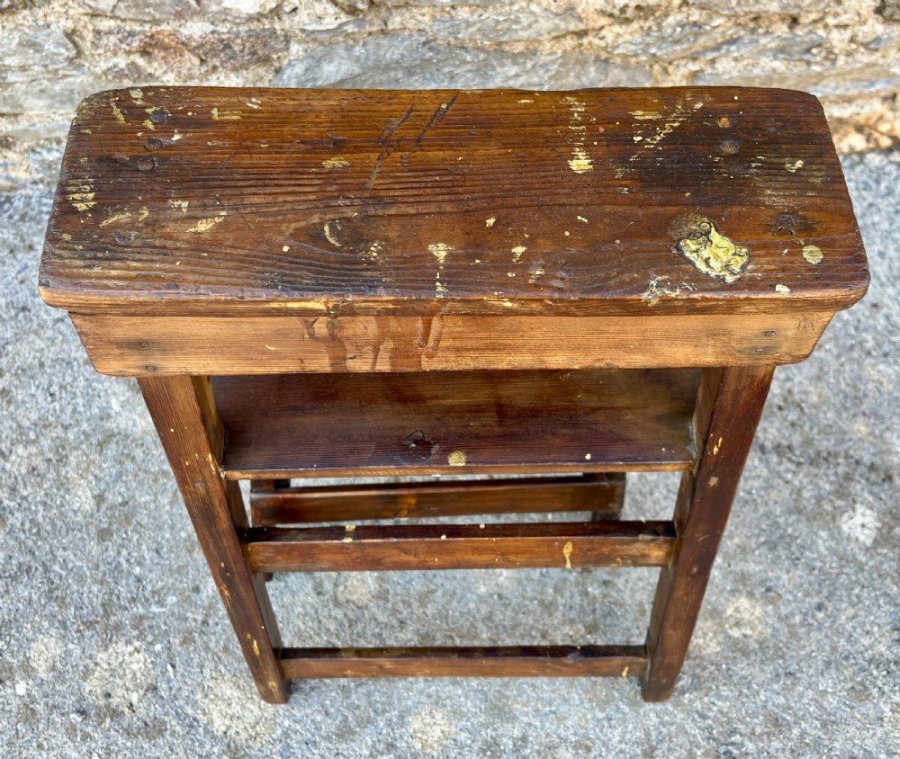 Antique Pine Metamorphic Steps View V