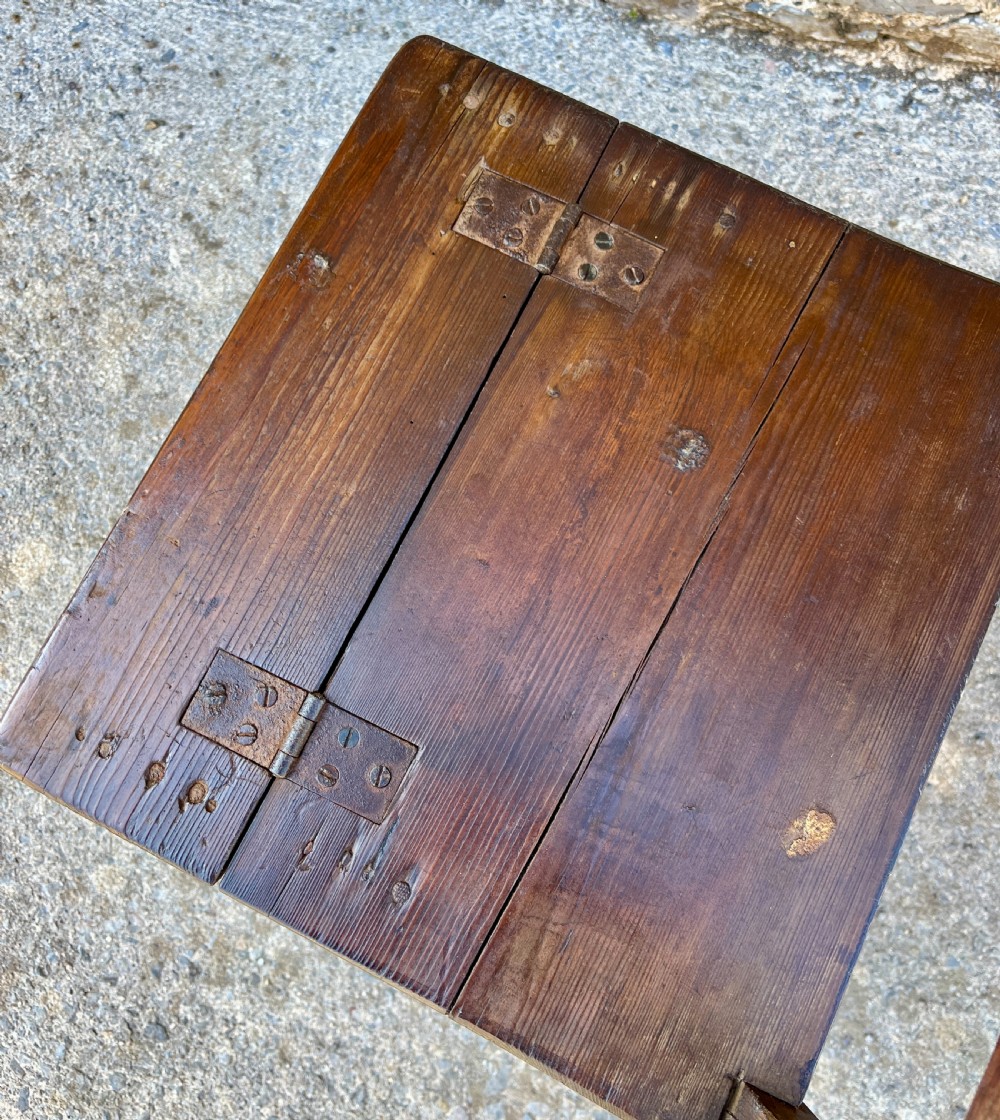 Antique Pine Metamorphic Steps View VI