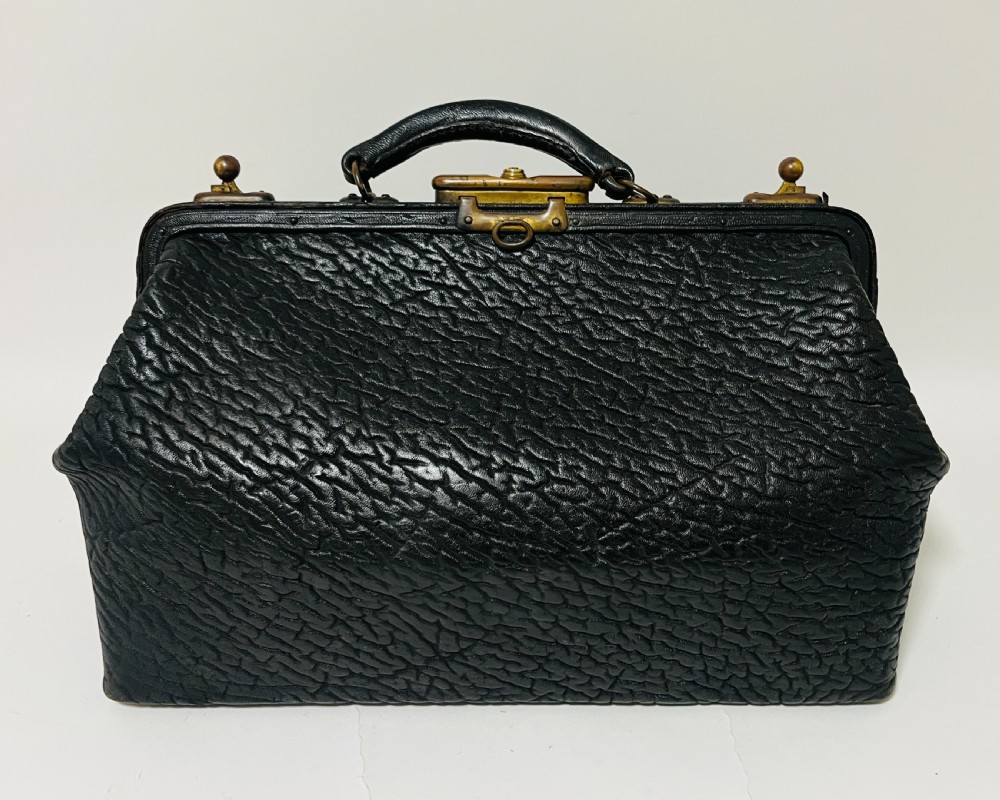 Antique Leather Gladstone Bag
