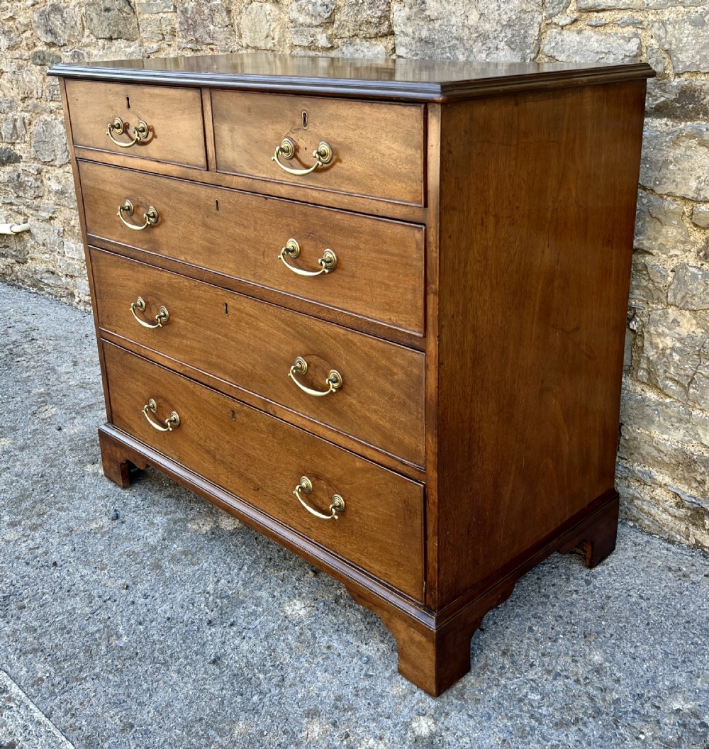 Georgian Mahogany Chest of Drawers View IV