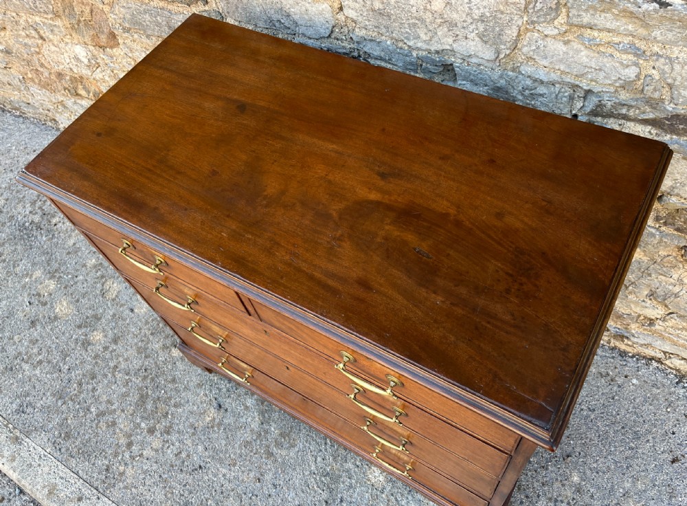 Georgian Mahogany Chest of Drawers View XII