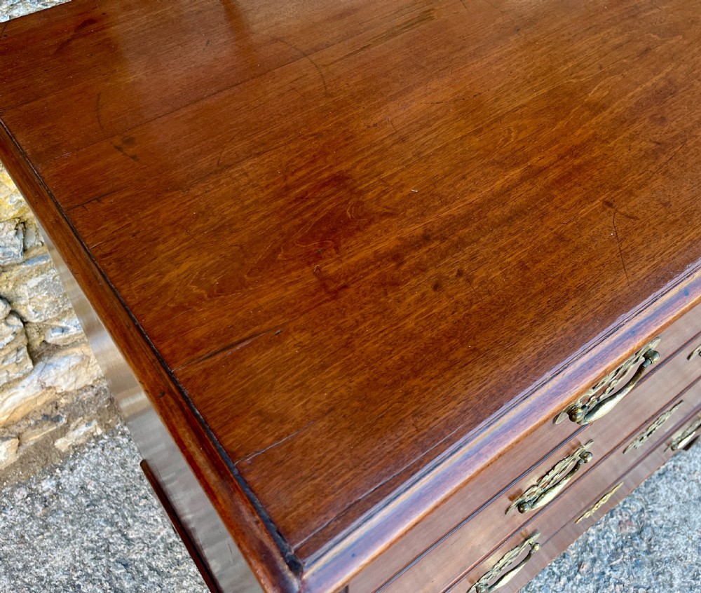 Georgian Mahogany Chest of Drawers View XIV