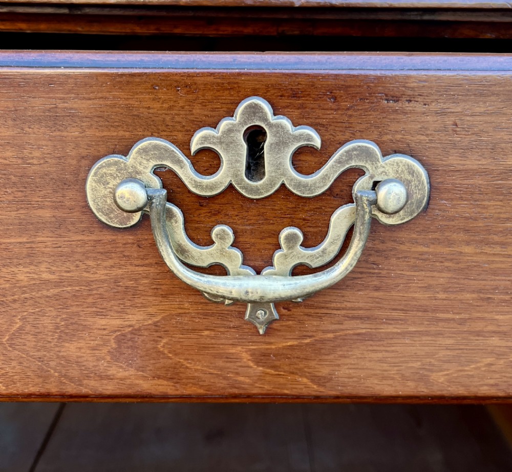 Georgian Mahogany Chest of Drawers View XV