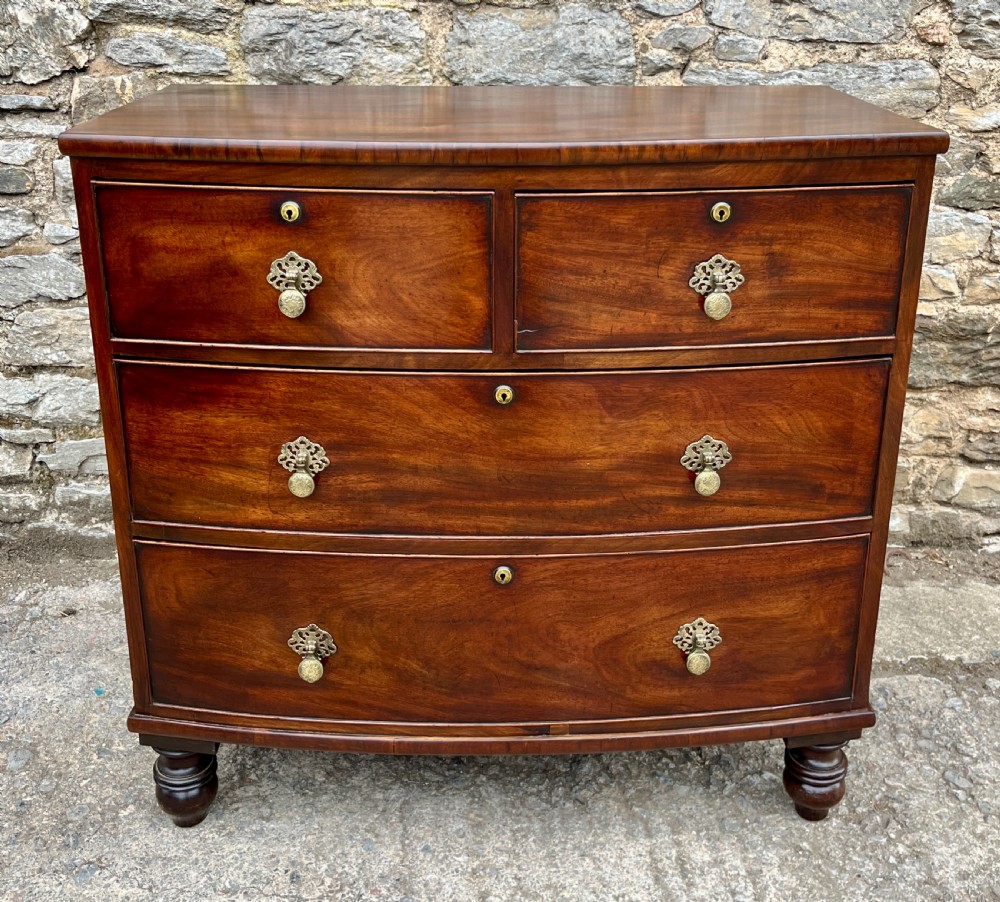 Victorian Mahogany Bow Front Chest of Drawers
