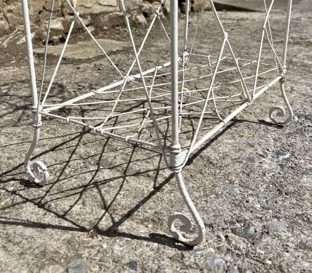 Victorian Wirework Plantstand View X