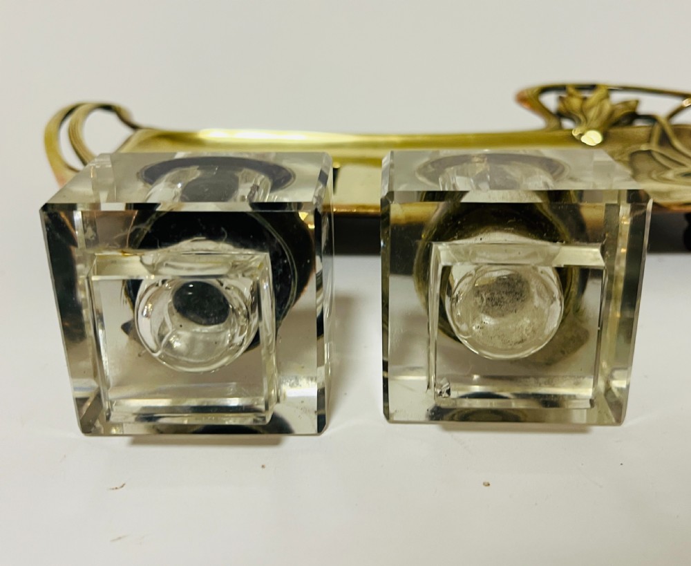 Art Nouveau Brass Geschutzt Desk Stand
 View XI