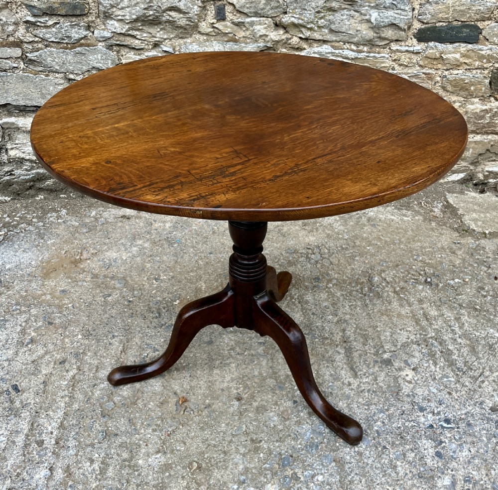 Georgian Oak Tilt Top Table