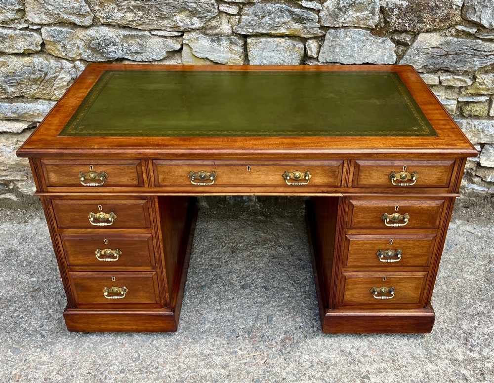 Edwardian Mahogany Pedestal Desk View IV