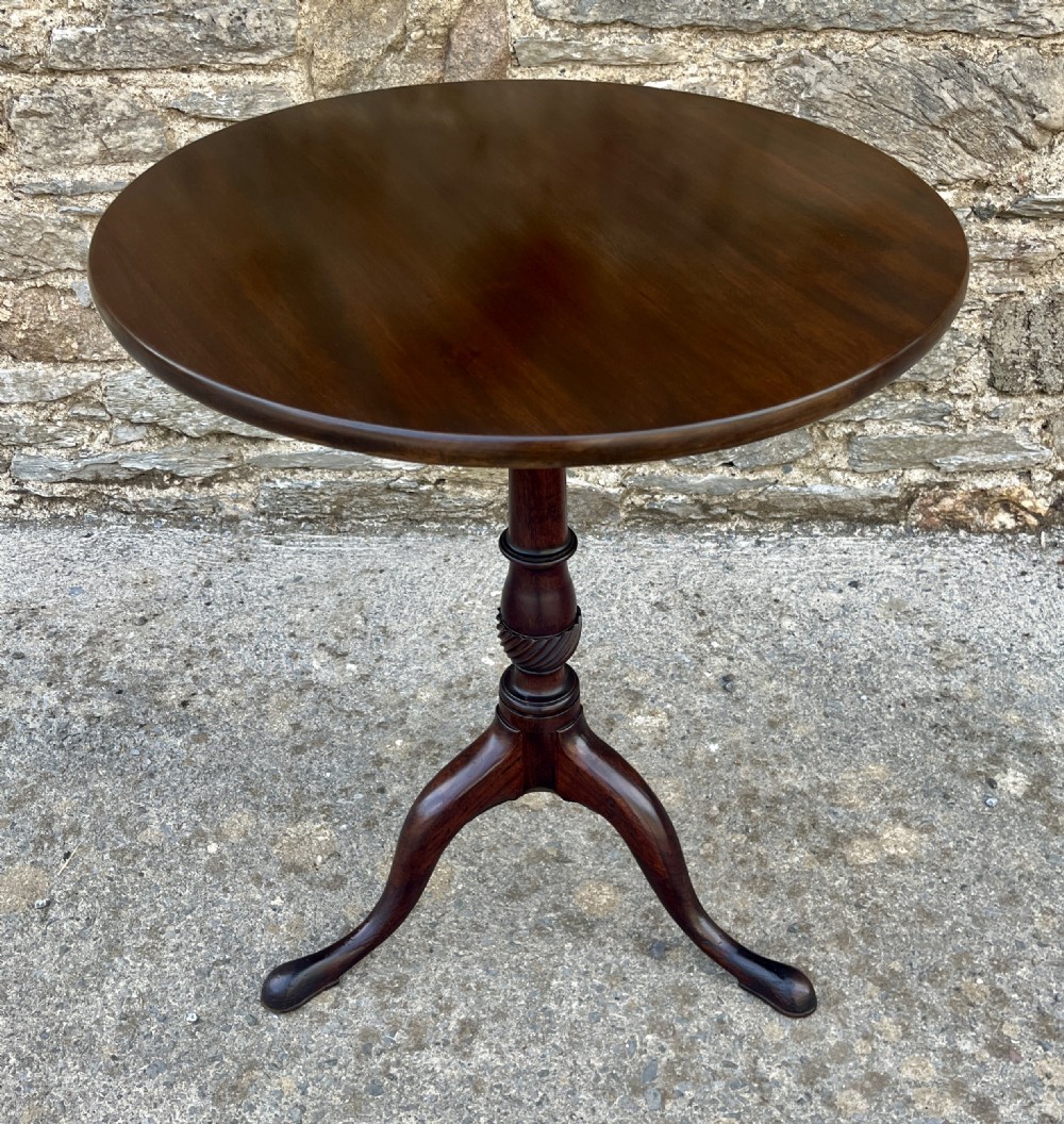 Georgian Mahogany Tilt Top Wine Table