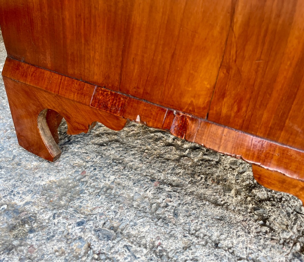 Large Georgian Mahogany Chest of Drawers View VI