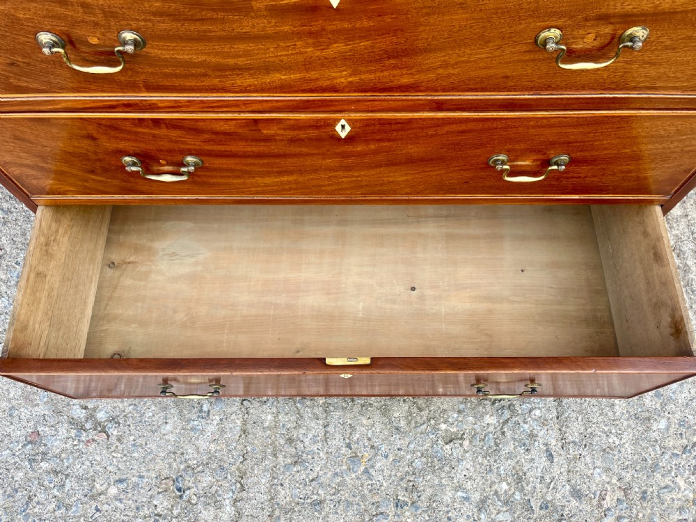 Large Georgian Mahogany Chest of Drawers View VIII