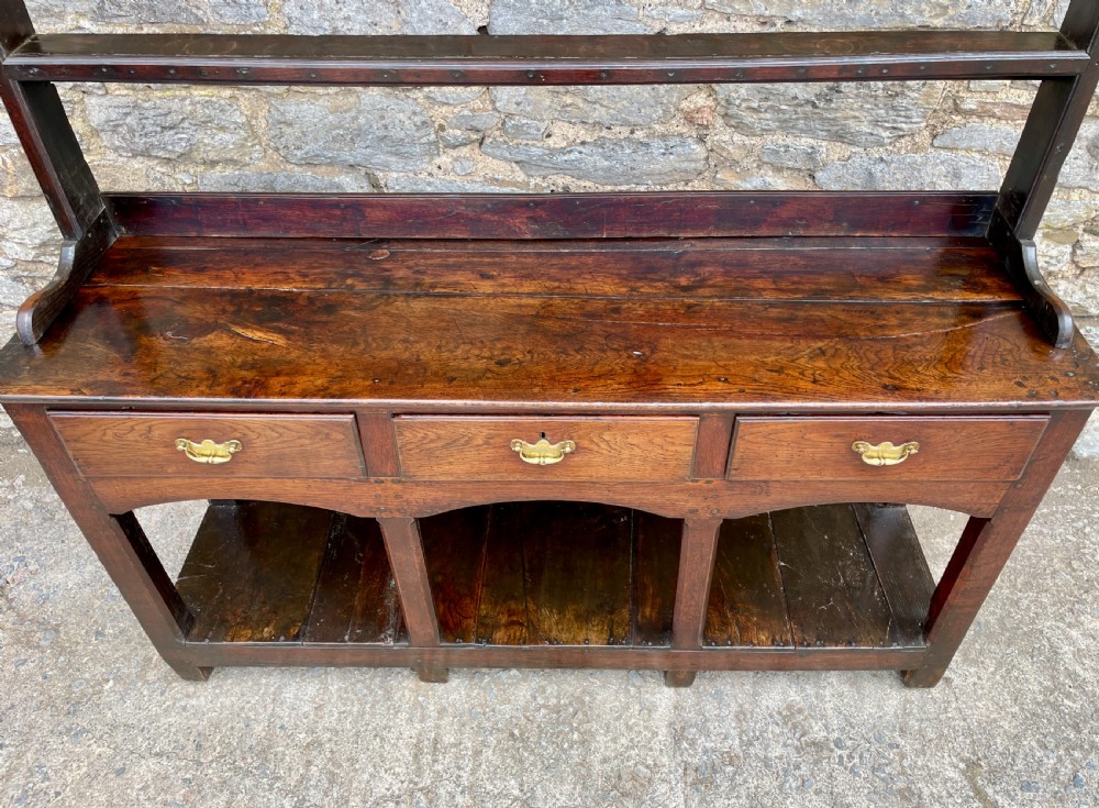 Georgian Oak Potboard Dresser View XIII