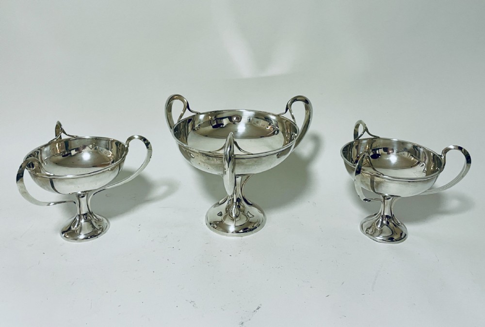 Set of 3 Art Nouveau Silver Centrepiece Bowls View VI