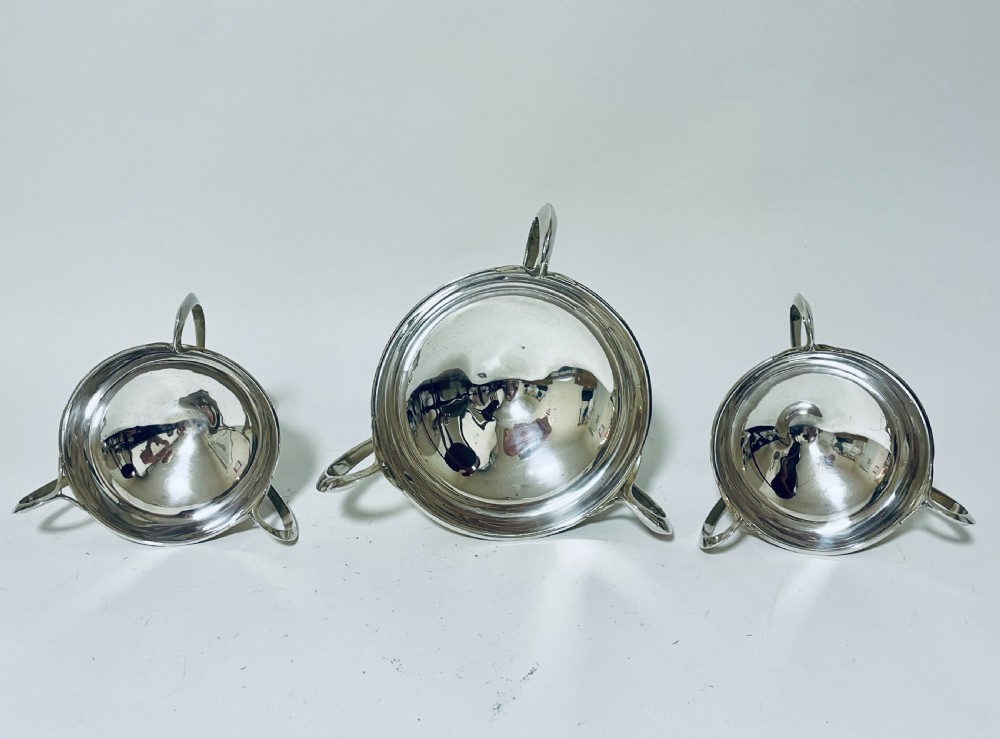 Set of 3 Art Nouveau Silver Centrepiece Bowls View VII