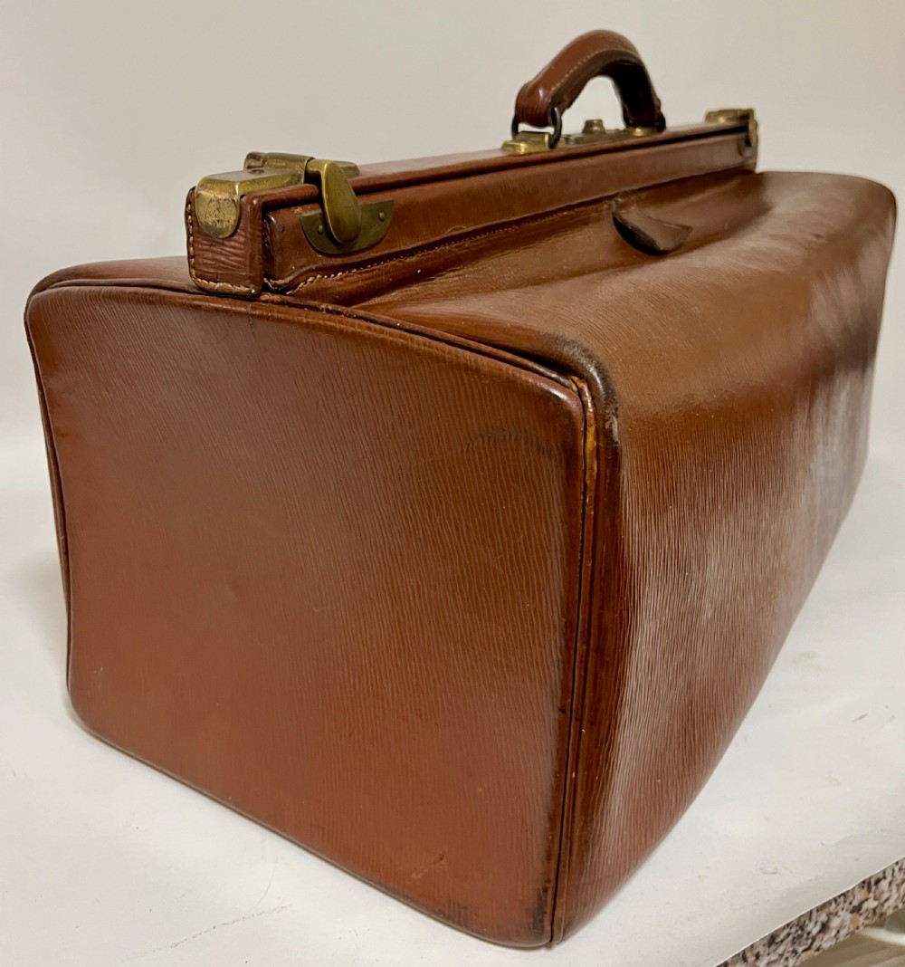 Large Antique Leather Gladstone Bag View IV