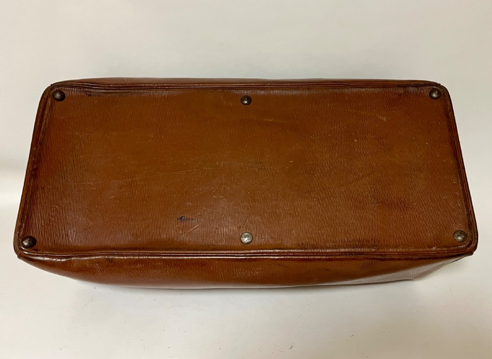 Large Antique Leather Gladstone Bag View XIV