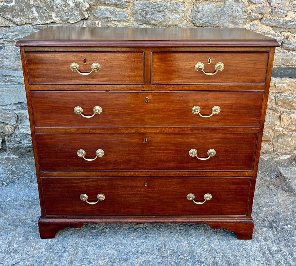 Georgian Mahogany Chest Of Drawers