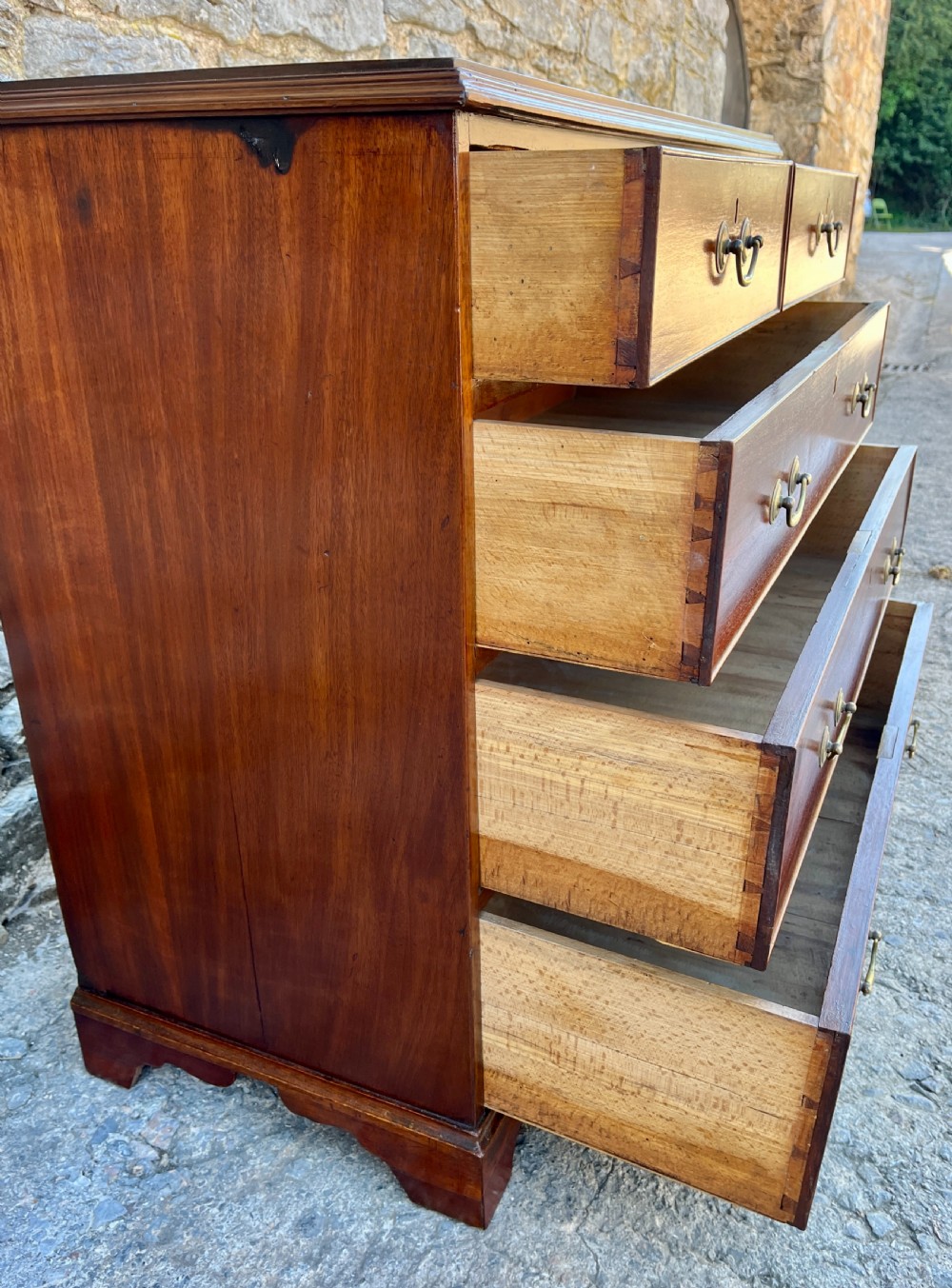 Georgian Mahogany Chest Of Drawers View IX
