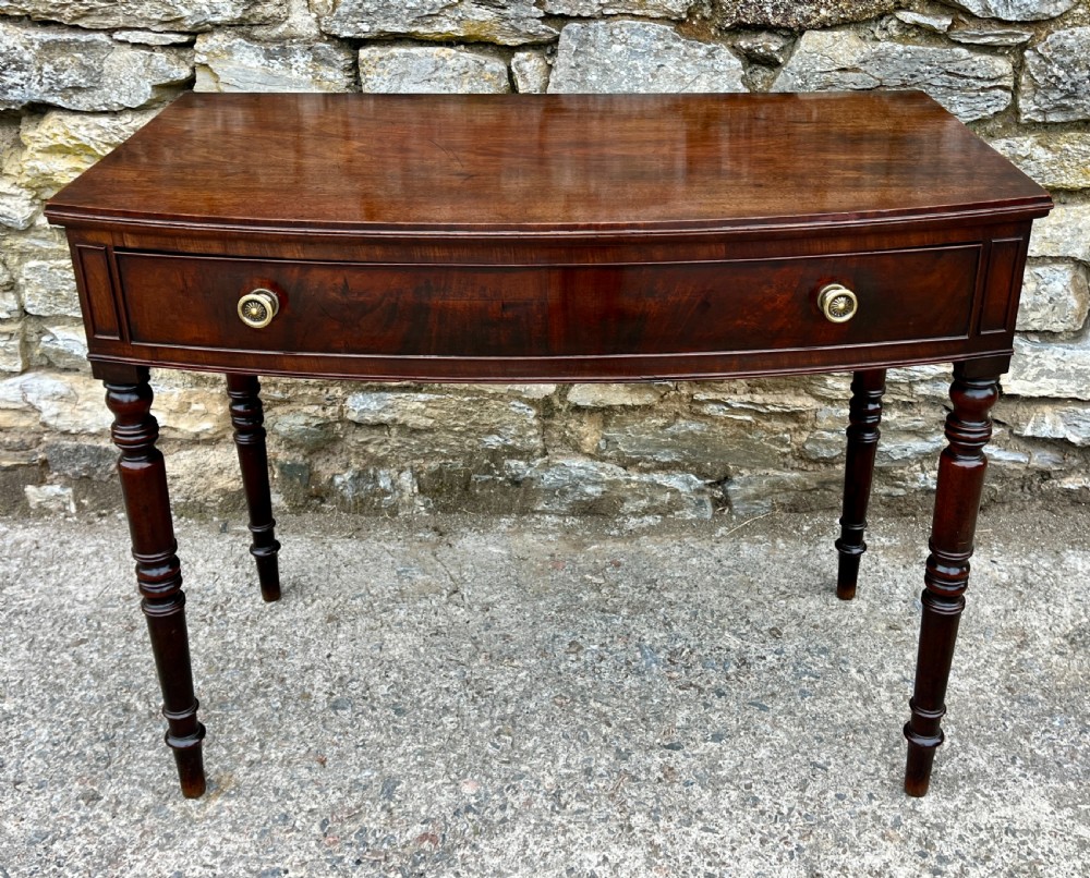 Regency Mahogany Bow Fronted Side Table