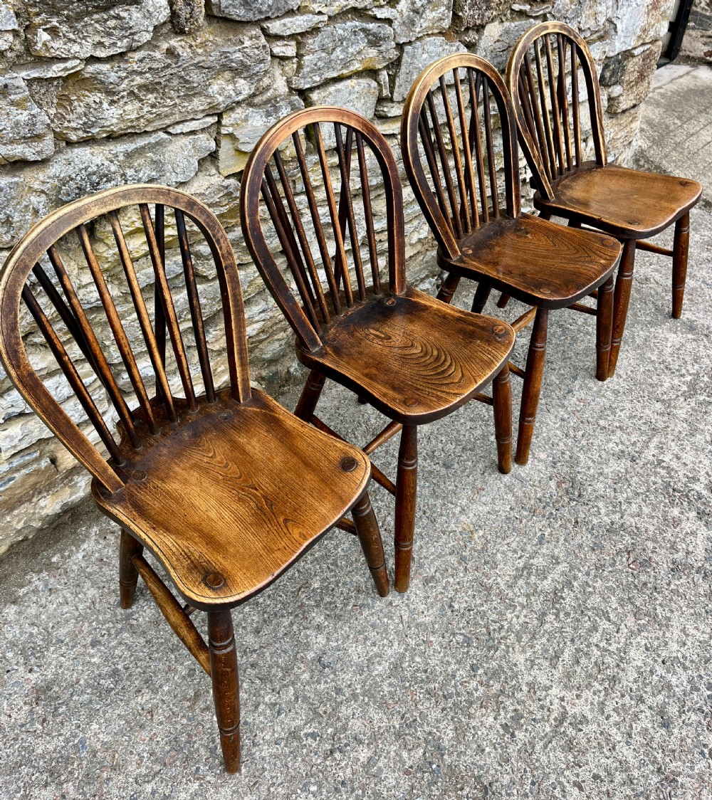 Set of 4 Antique Elm Kitchen Chairs View VII