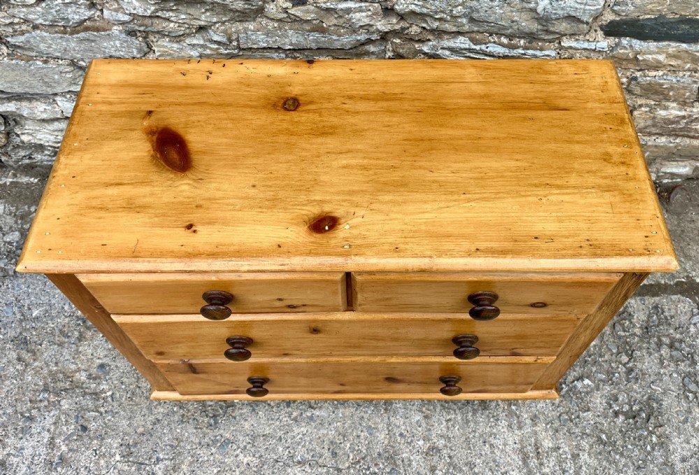 Small Antique Pine Chest of Drawers View III