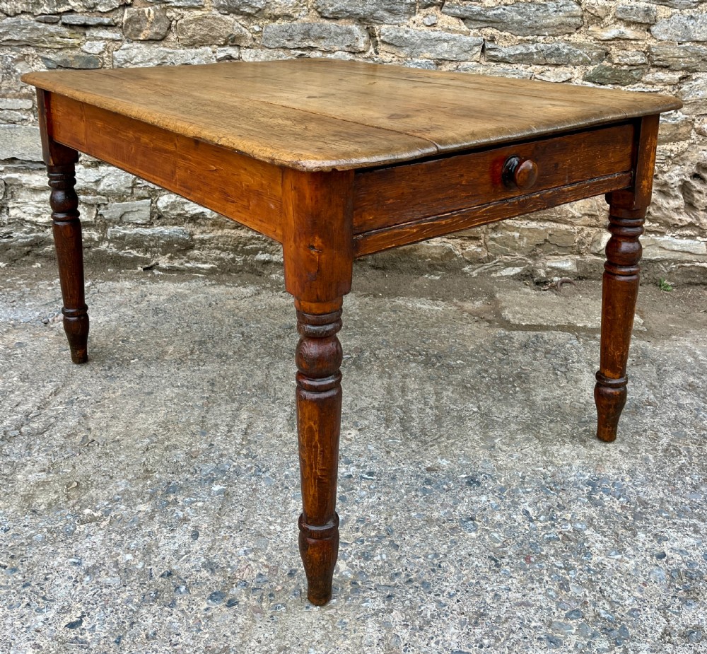 Victorian Pine Farmhouse Table