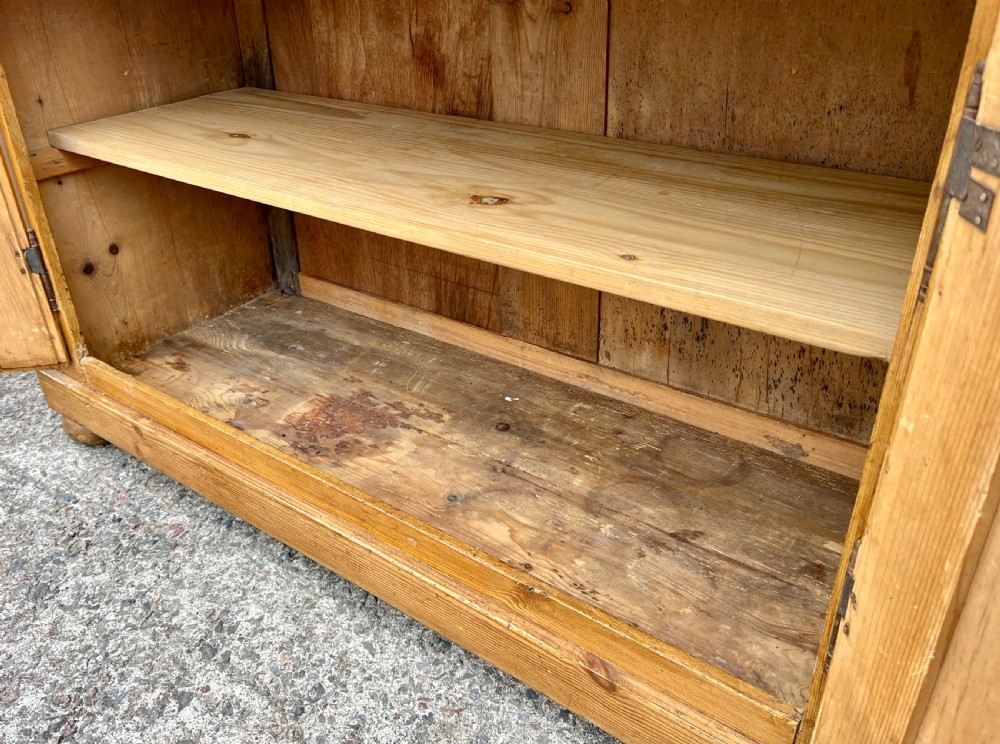 Large Antique Stripped Pine Sideboard View XIII