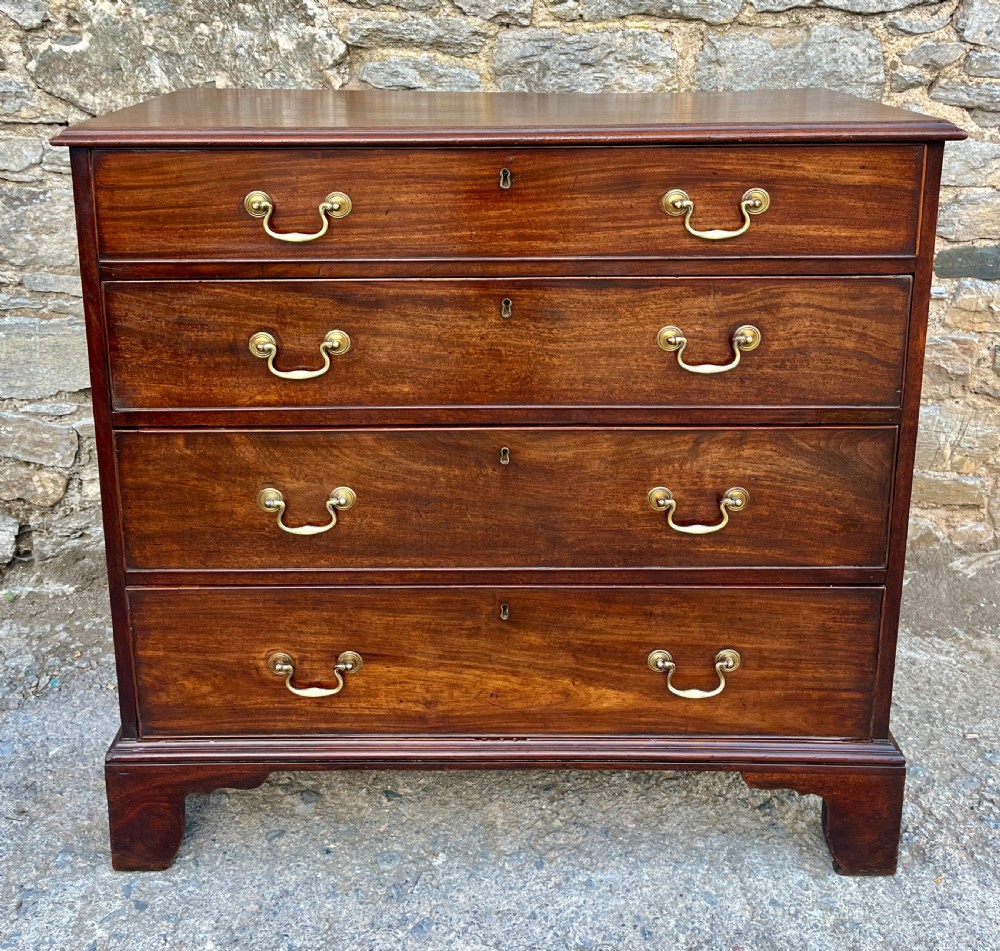 Georgian Mahogany Chest of Drawers View II