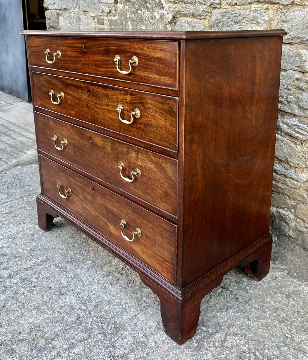 Georgian Mahogany Chest of Drawers View VII