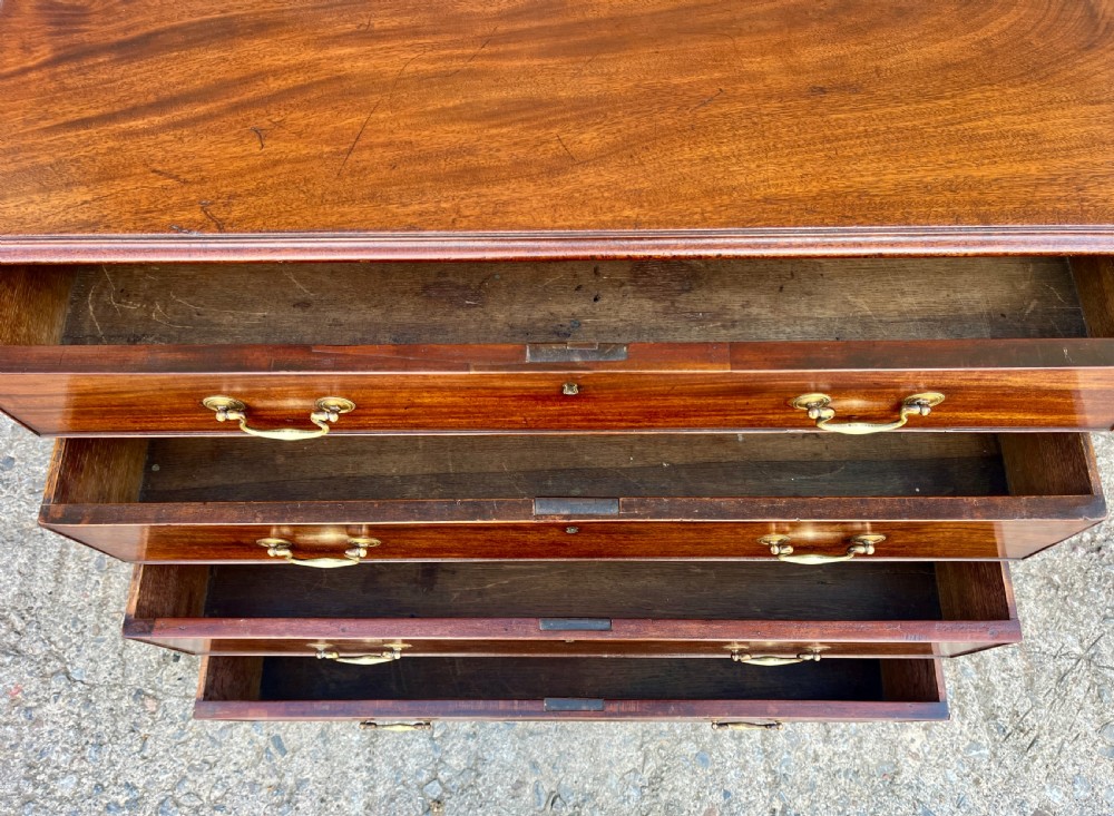 Georgian Mahogany Chest of Drawers View XI