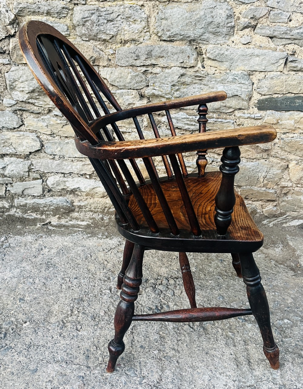 Antique Hoop Back Windsor Chair View XIII