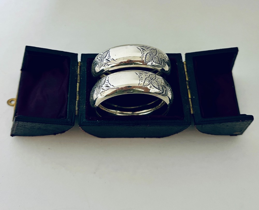 Pair of Victorian Silver Napkin Rings in Box View III