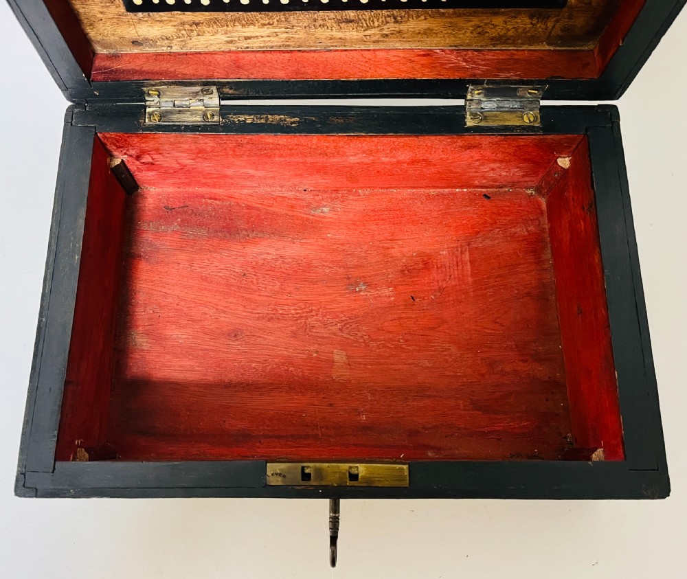 Anglo-Indian Porcupine Quill Box View IV