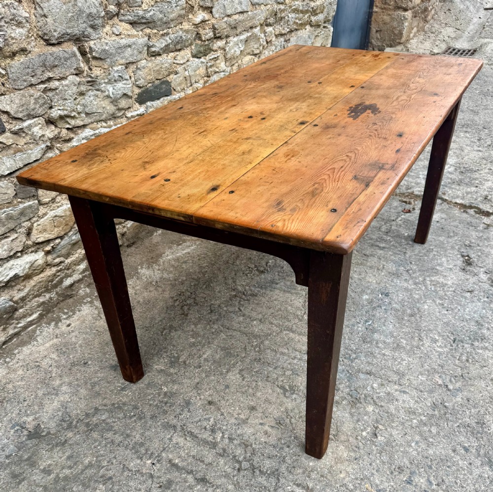 Antique Pine Farmhouse Table View II