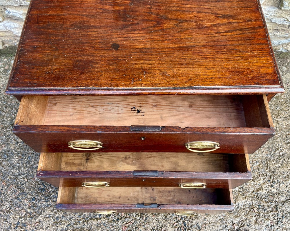 ?Small Georgian Oak Chest of Drawers View VIII