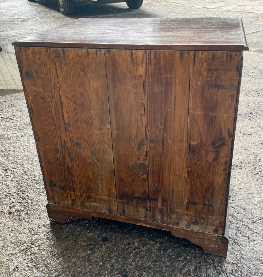 ?Small Georgian Oak Chest of Drawers View IX