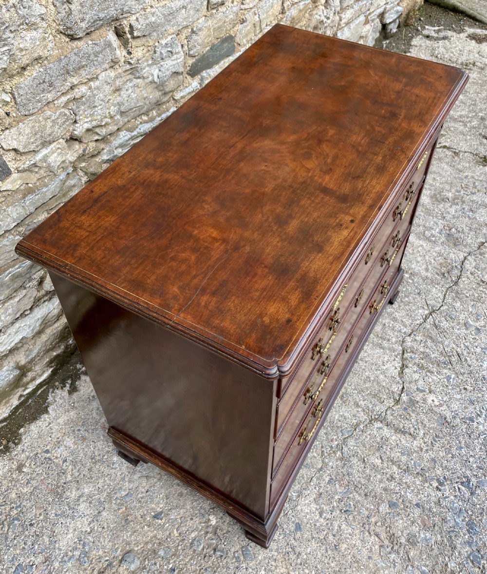 Small Georgian Mahogany Chest of Drawers View VI