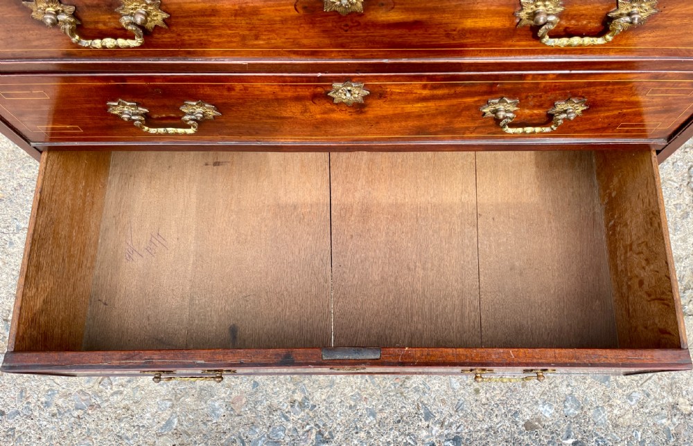 Small Georgian Mahogany Chest of Drawers View VIII