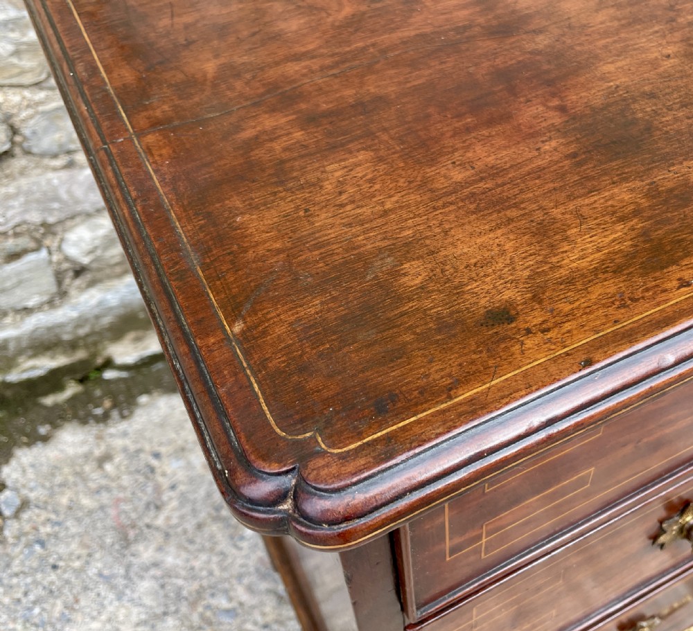 Small Georgian Mahogany Chest of Drawers View X
