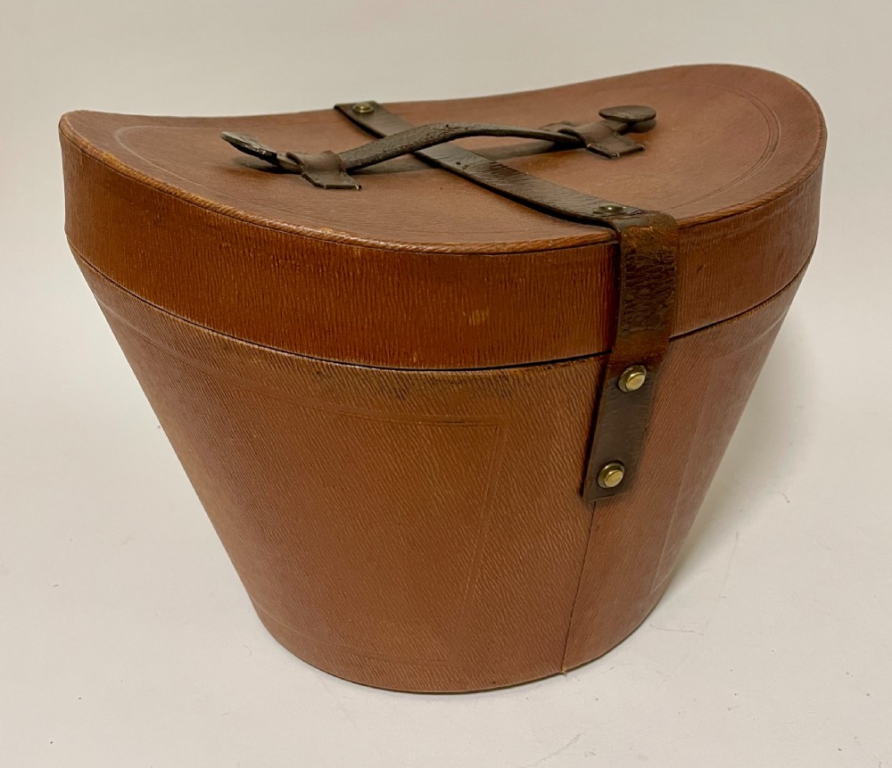 Antique Silk Top Hat in Box View XIV