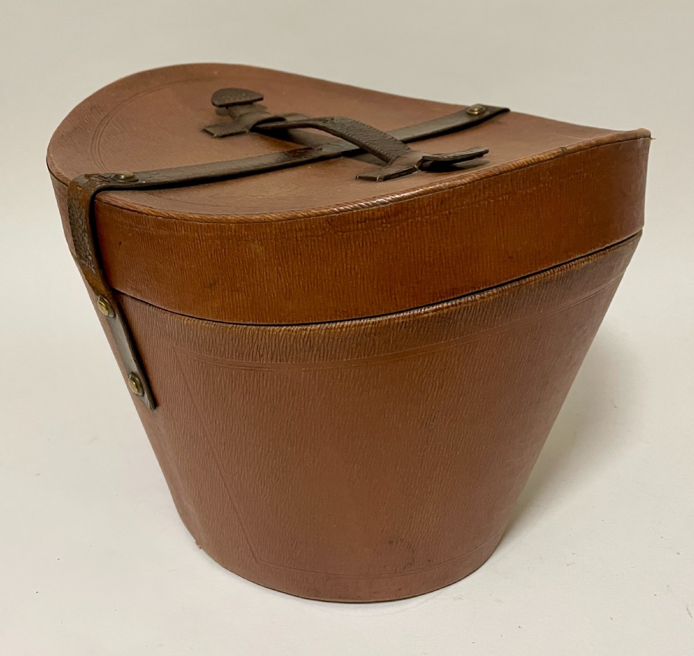 Antique Silk Top Hat in Box View XV