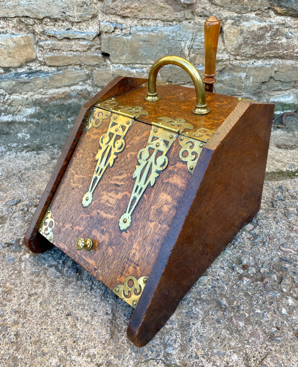 Edwardian Oak Coal Scuttle