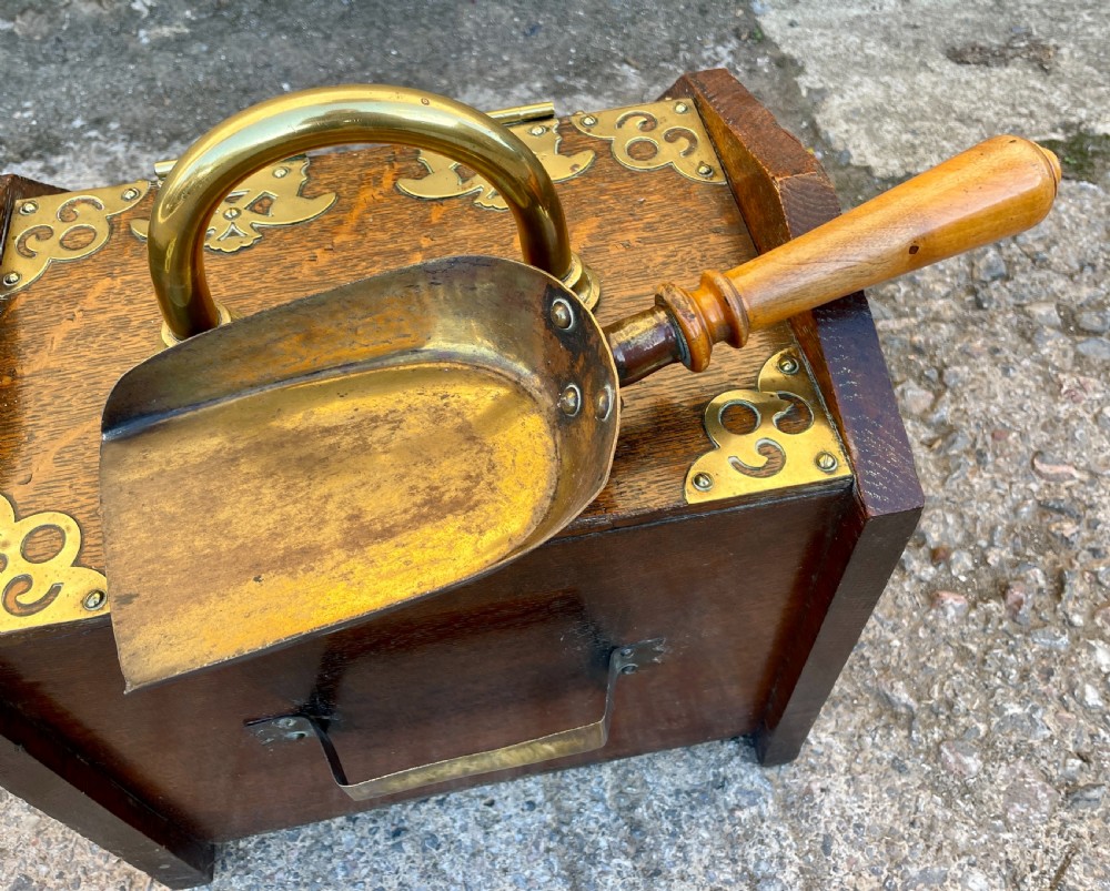 Edwardian Oak Coal Scuttle View V