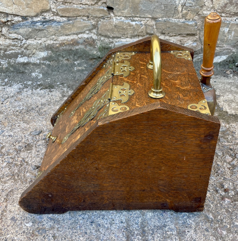 Edwardian Oak Coal Scuttle View VI
