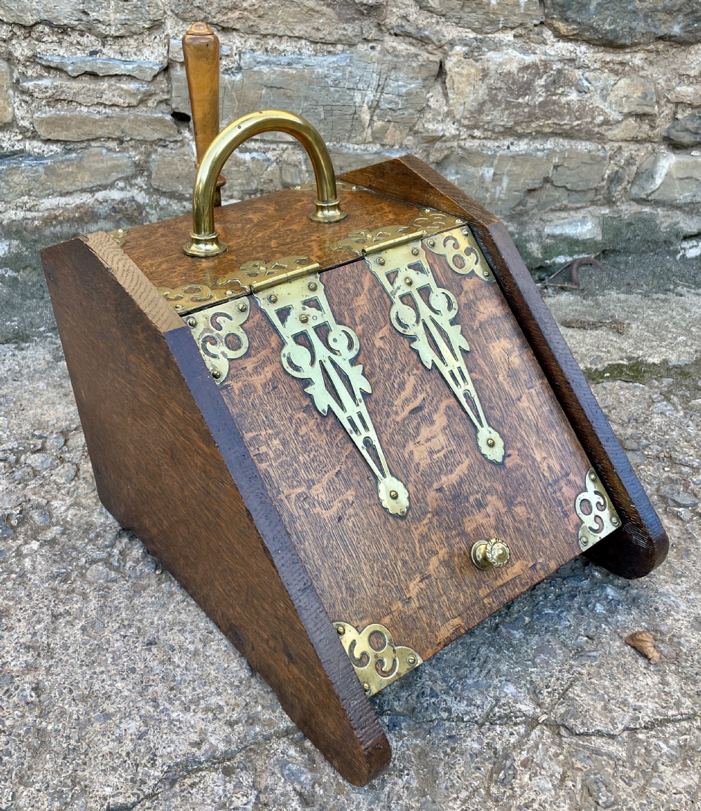 Edwardian Oak Coal Scuttle View VIII