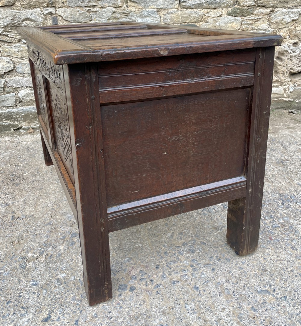 17th Century Oak Coffer View VI